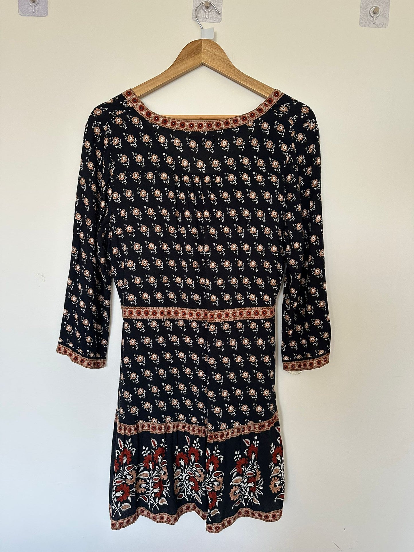 ARNHEM boho top with a waist tie Size 14