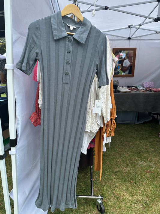 COUNTRY ROAD Gray ribbed knit  midi dress Size S