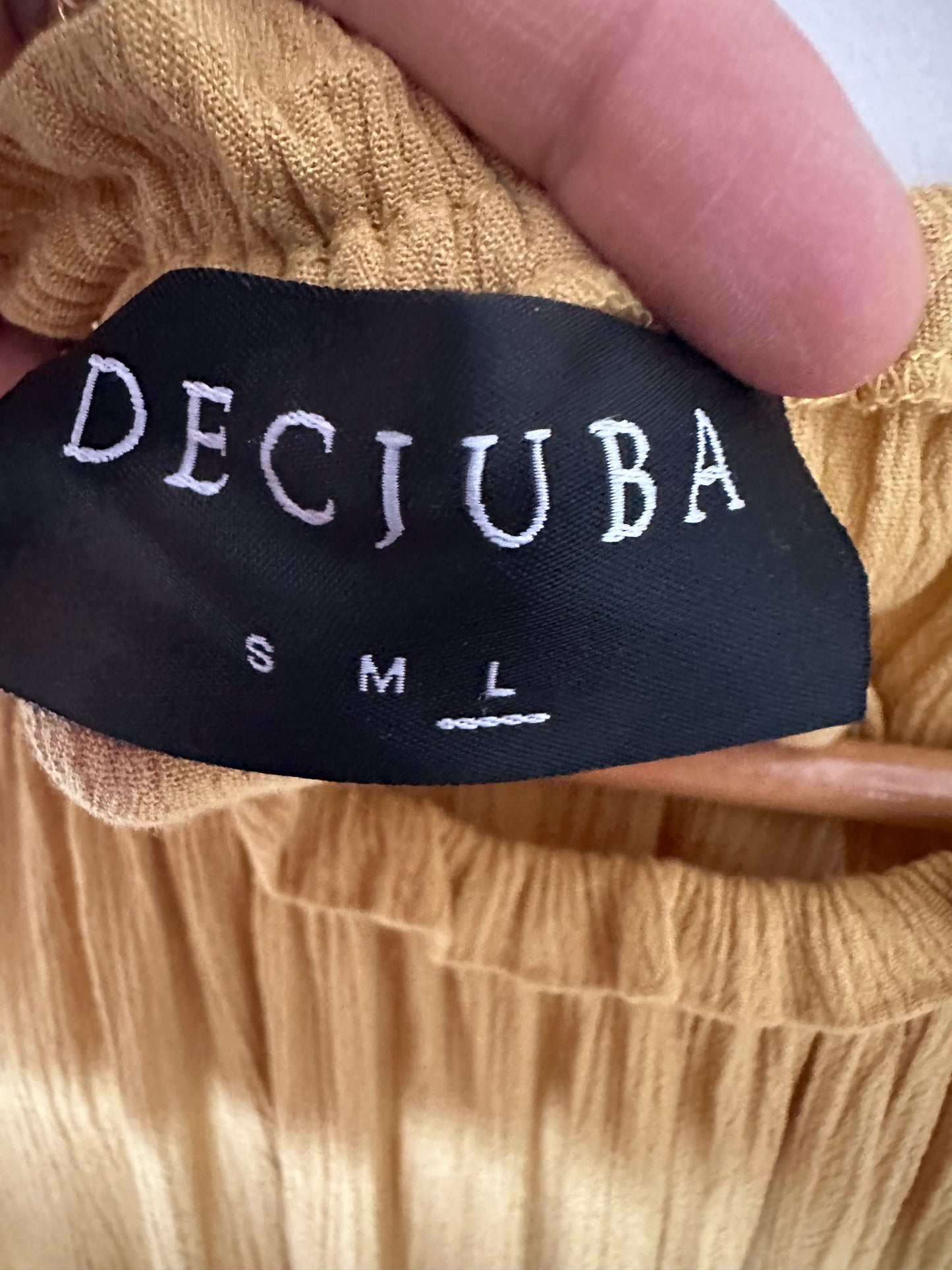 DECJUBA Yellow halter neck sleeveless top Size L