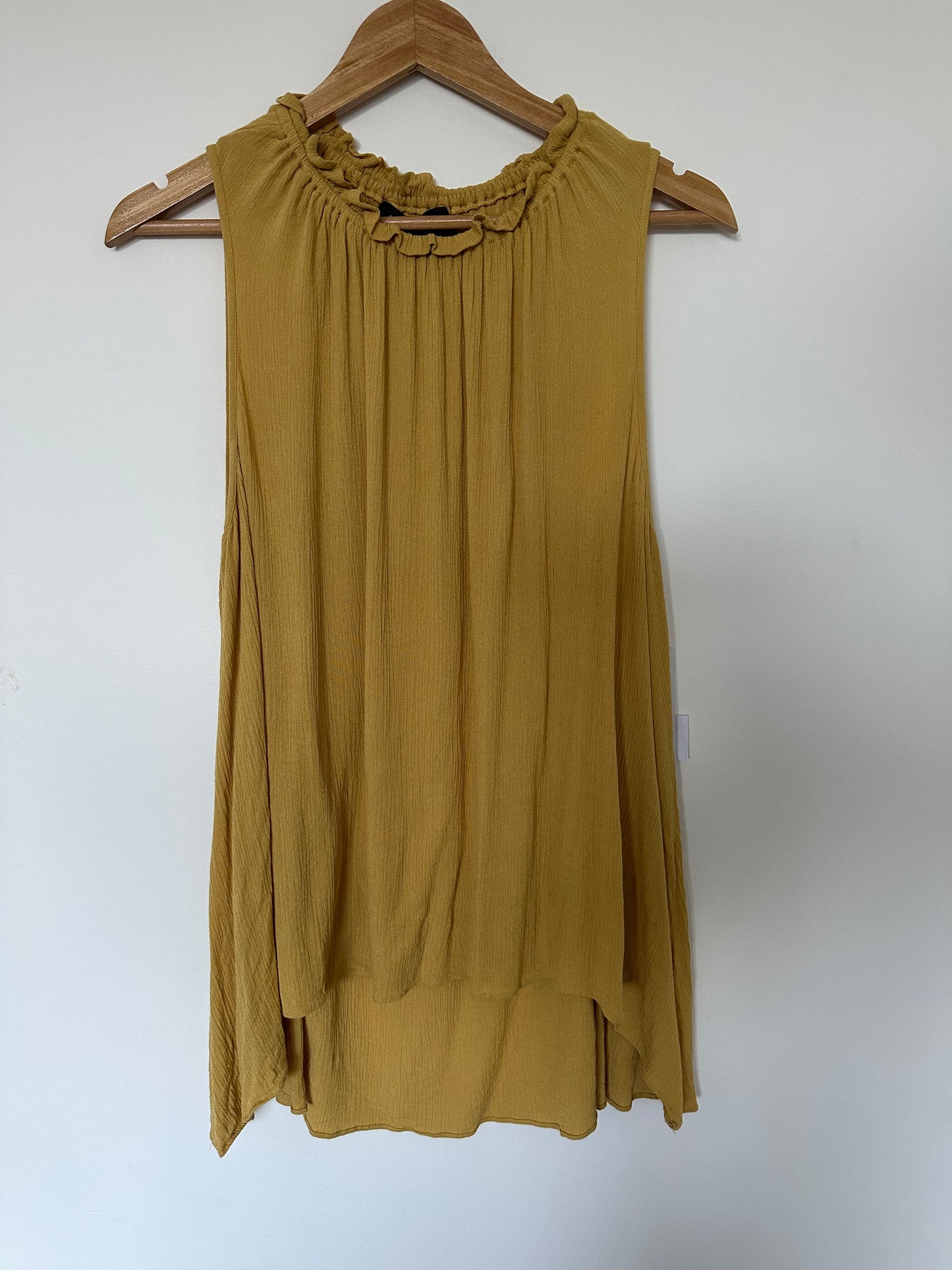 DECJUBA Yellow halter neck sleeveless top Size L