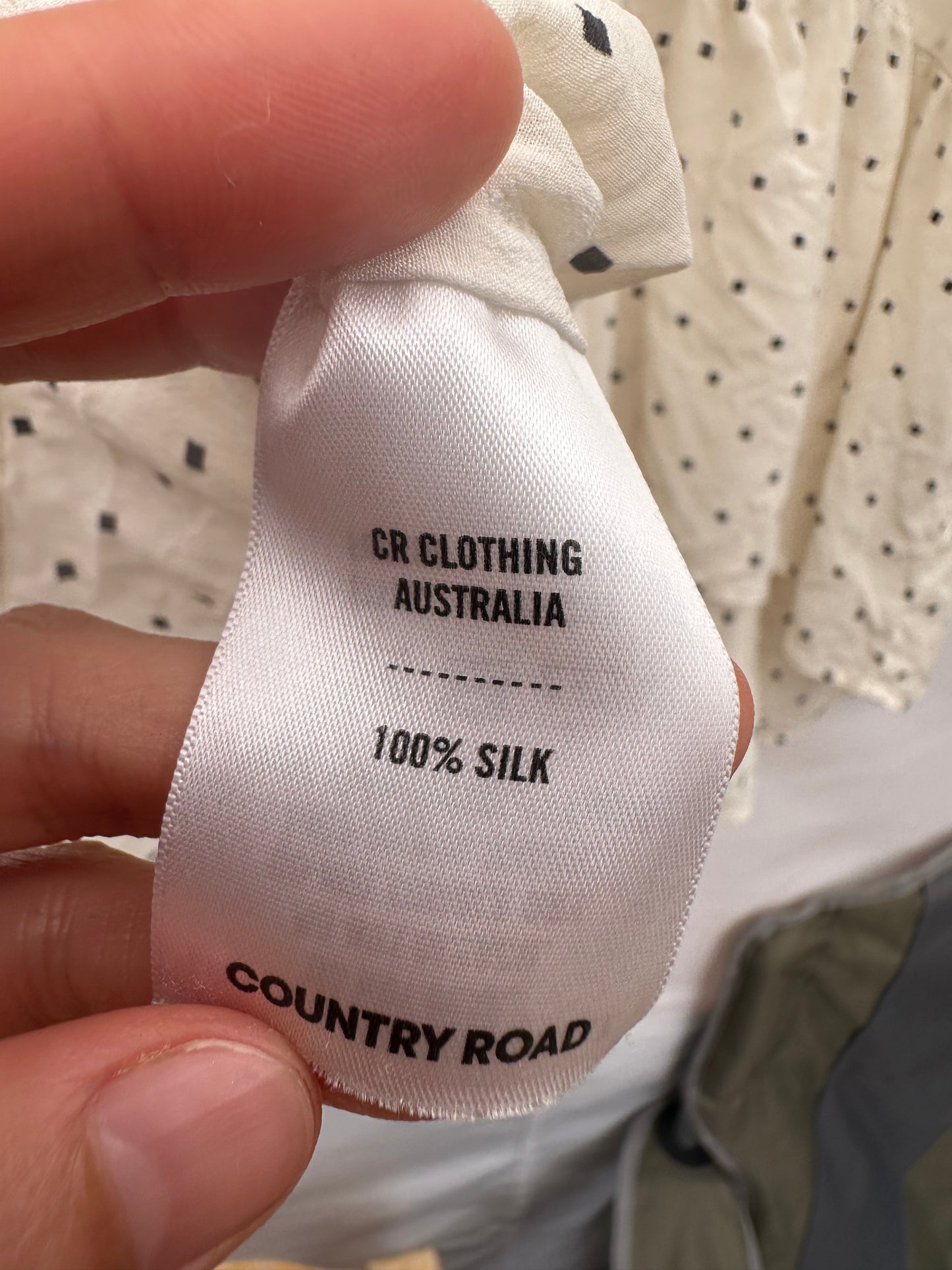 COUNTRY ROAD Silk top Size XL