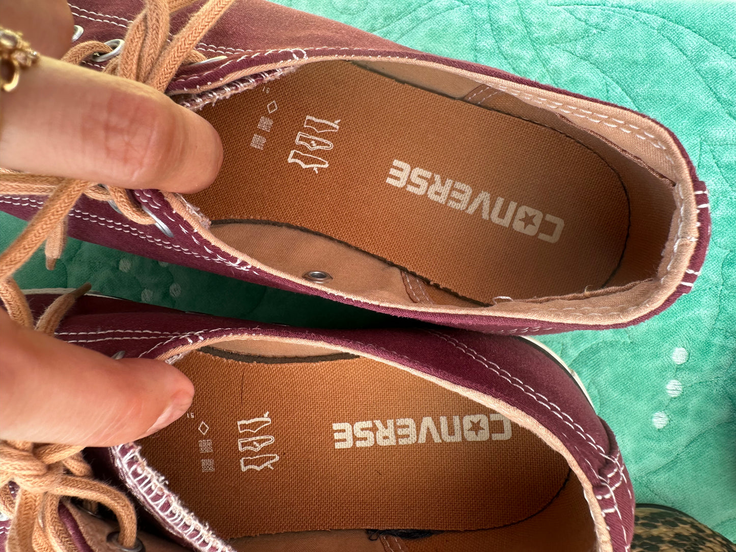 Converse All Stars Maroon size 39