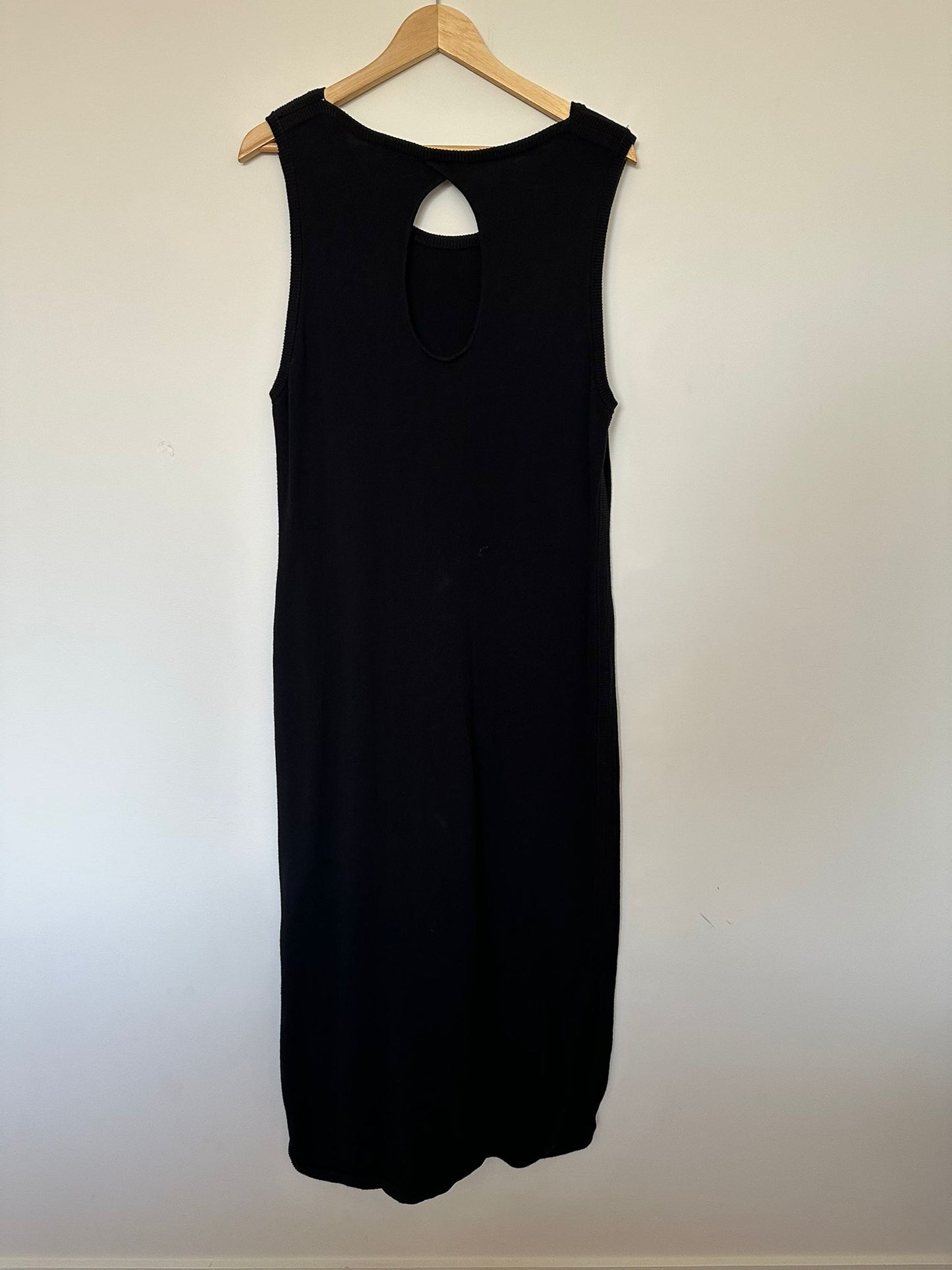 MARLOW Black midi dress Size XL