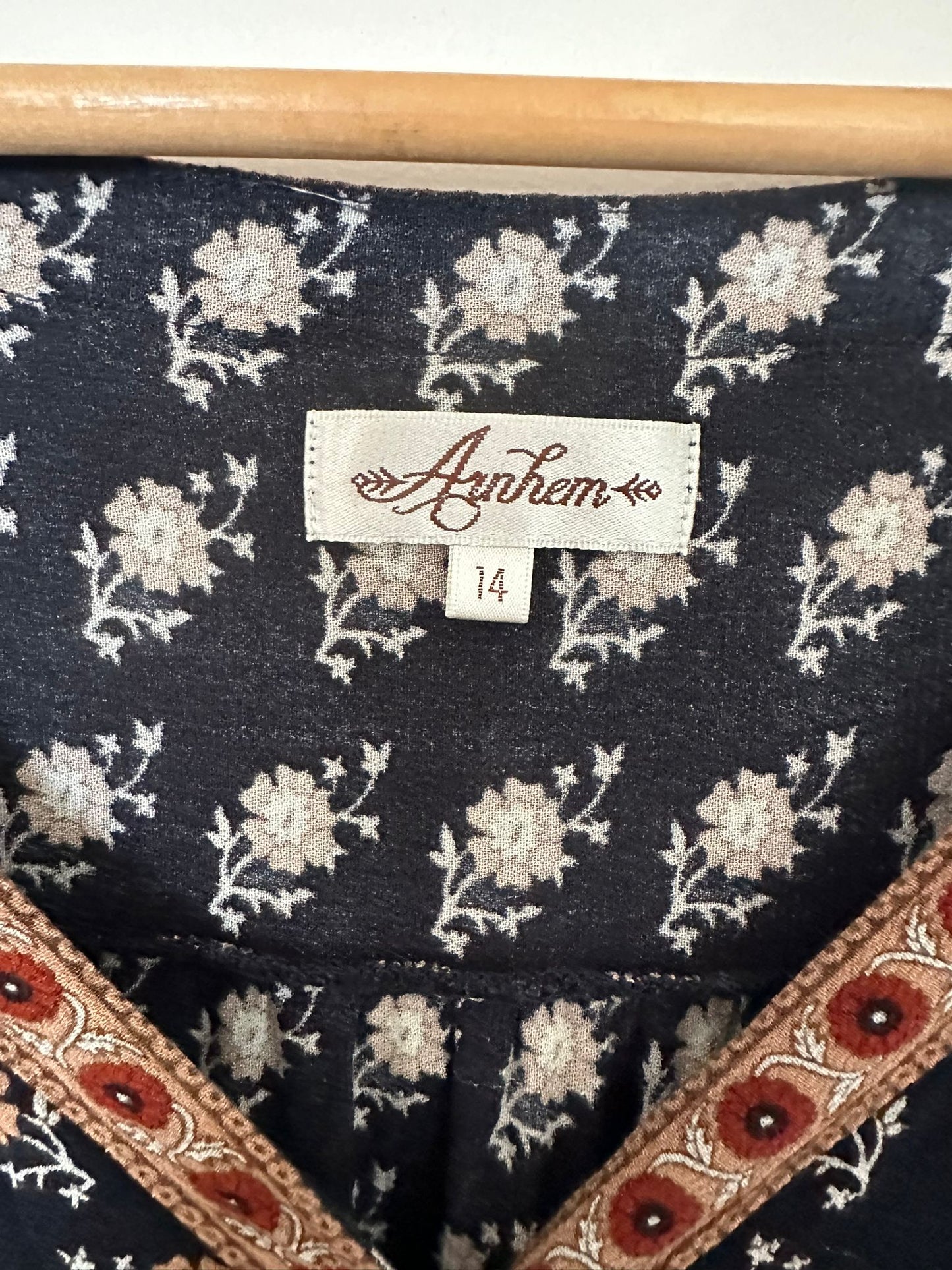 ARNHEM boho top with a waist tie Size 14