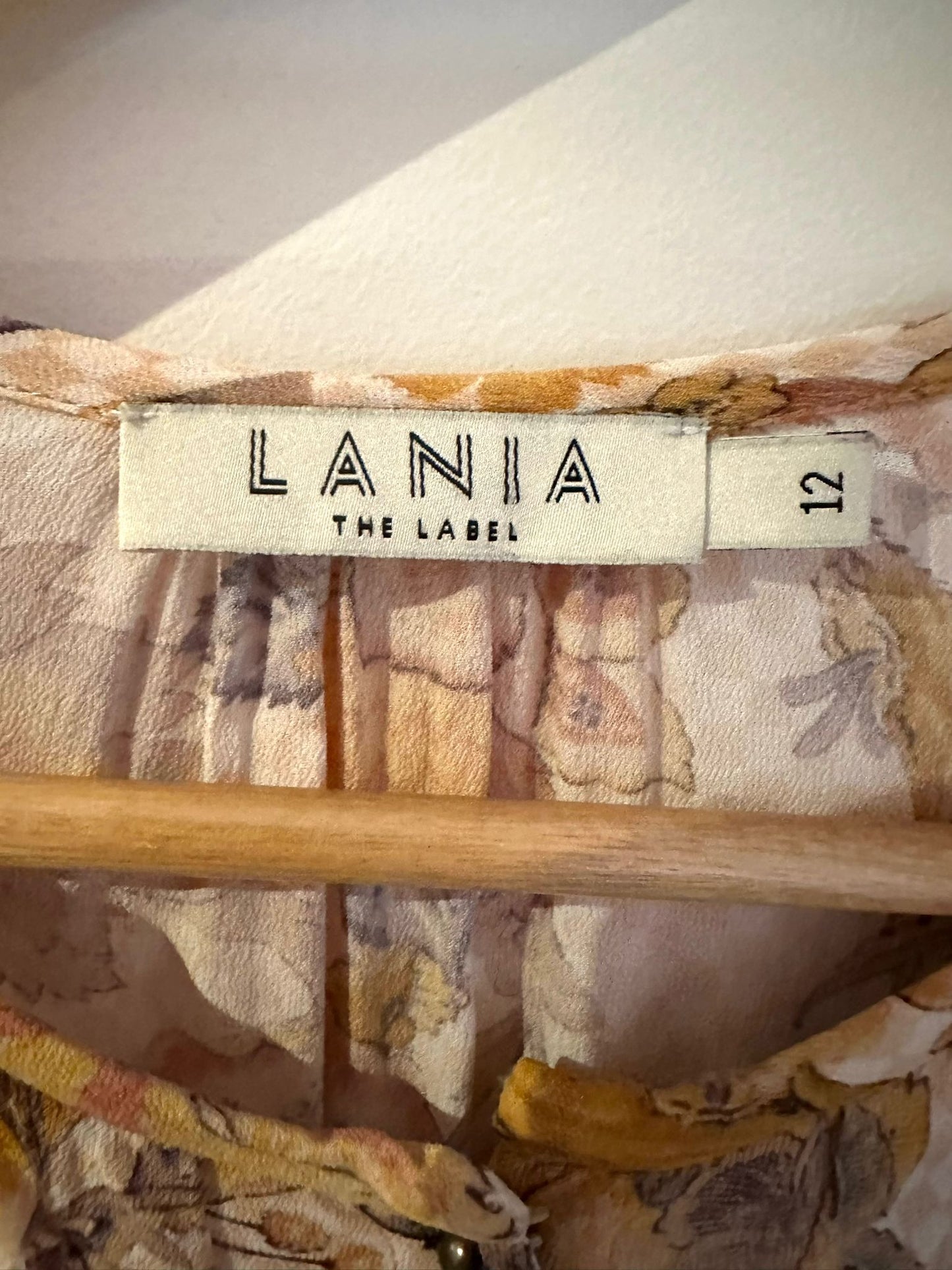 LANIA THE LABEL Serene top Size 12