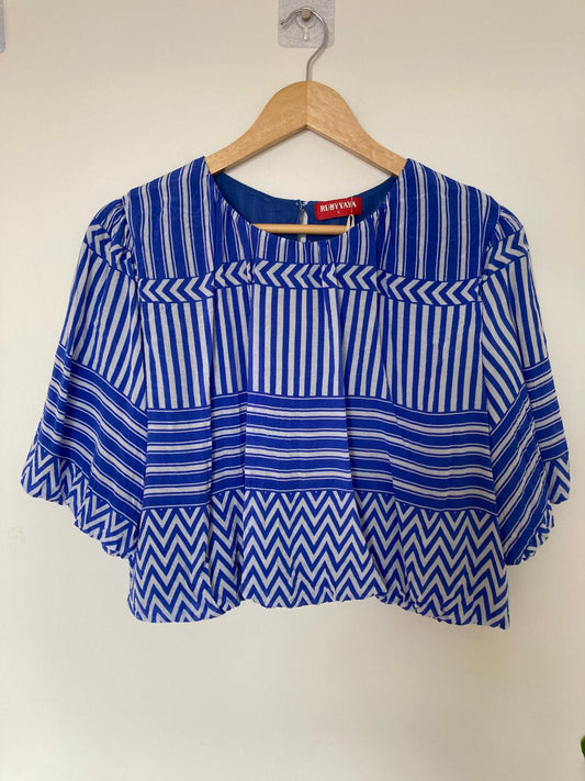 RUBBY YAYA Cropped Blue Stripe Top