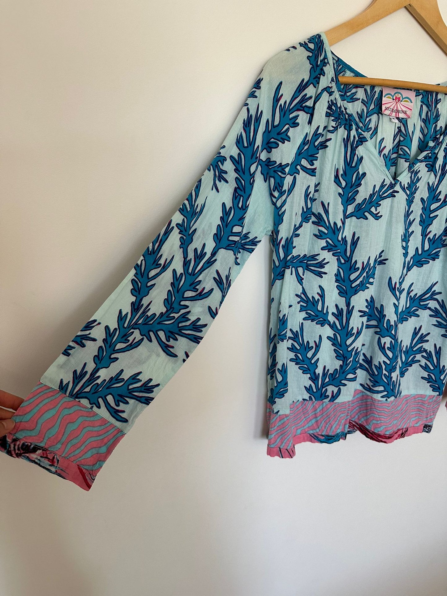 SOUL KATHRINE Cotton blue coral blouse Size M