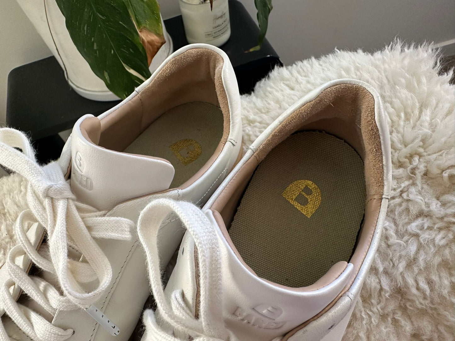 BARED FOOTWEAR White leather sneakers Size 41