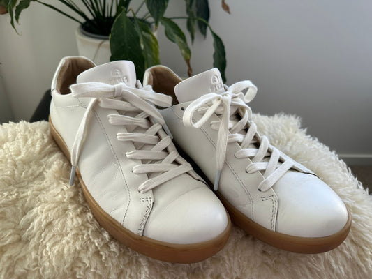 BARED FOOTWEAR White leather sneakers Size 41